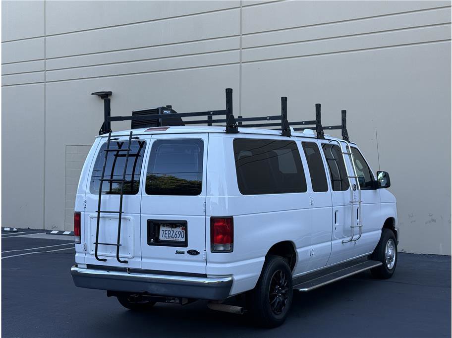 Used 2014 Ford E-150 and Econoline 150 Wagon image 25