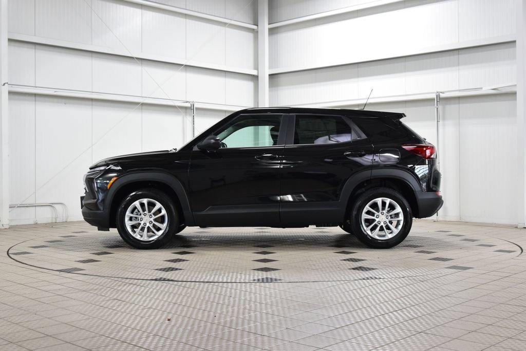 New 2026 Chevrolet TrailBlazer LS w/ LS Convenience Package AWD/4WD image 4