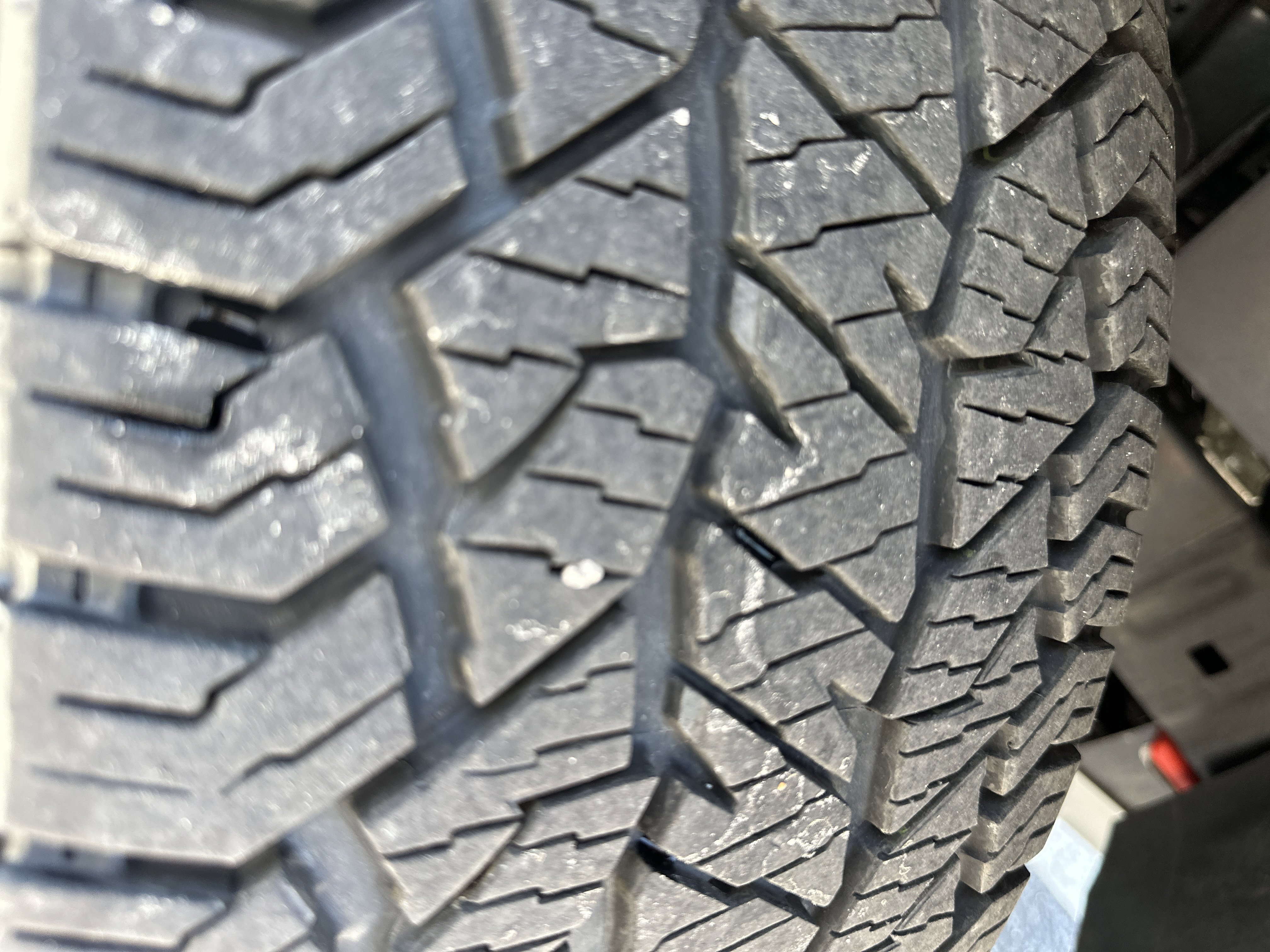 Used 2024 Nissan Frontier PRO-4X w/ Off-Road Protection Package AWD/4WD image 9