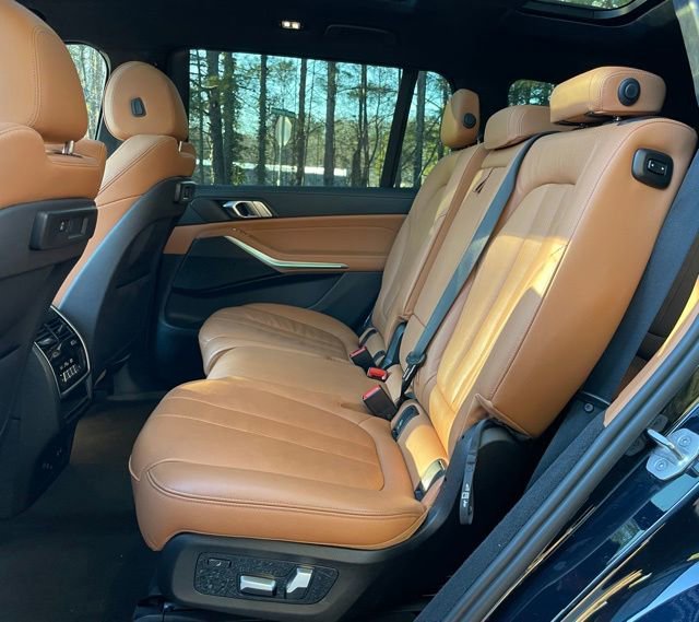 Used 2022 BMW X7 xDrive40i w/ M Sport Package image 14