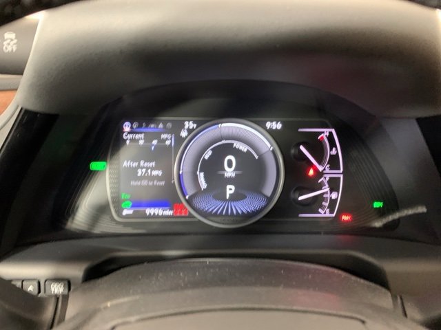 Used 2025 Lexus ES 300h 300h w/ Premium Package image 19