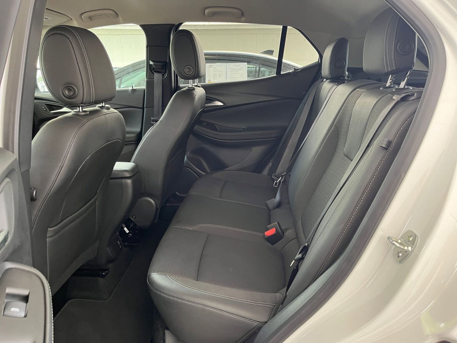 Used 2025 Buick Encore GX Preferred FWD image 25