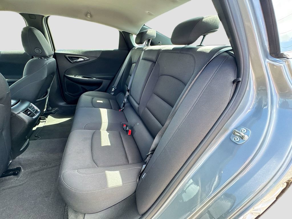 Used 2025 Chevrolet Malibu LT image 23