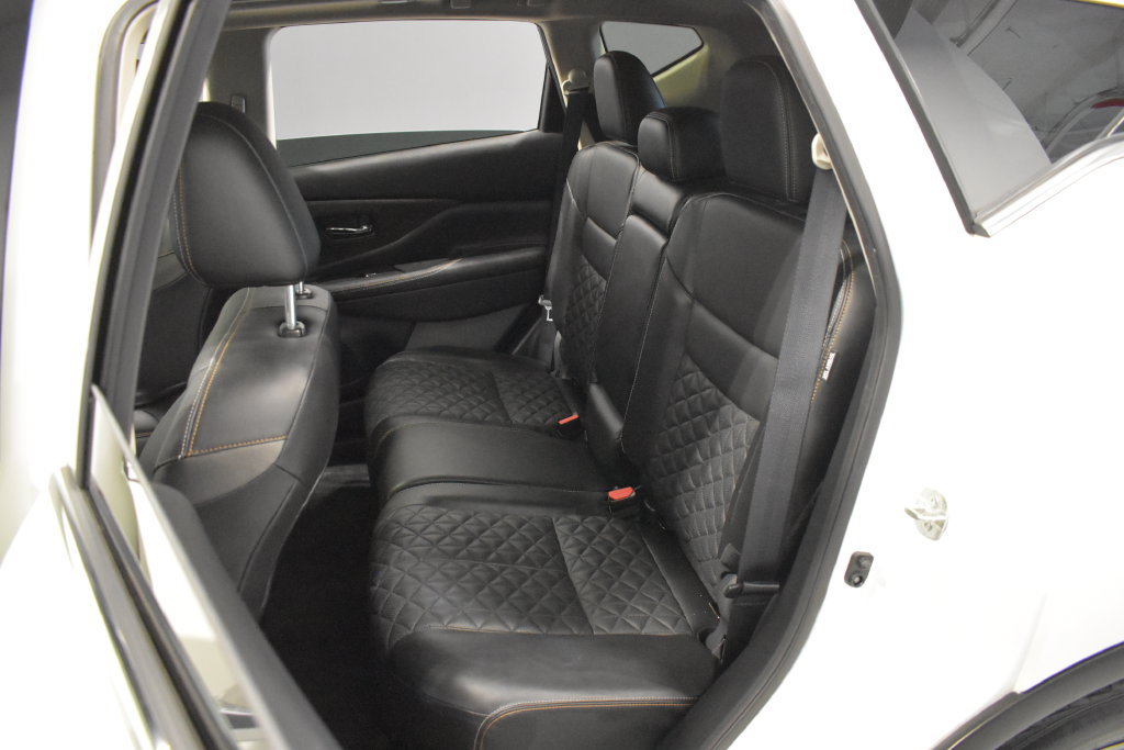 Certified 2023 Nissan Murano Platinum w/ Cargo Package FWD image 32