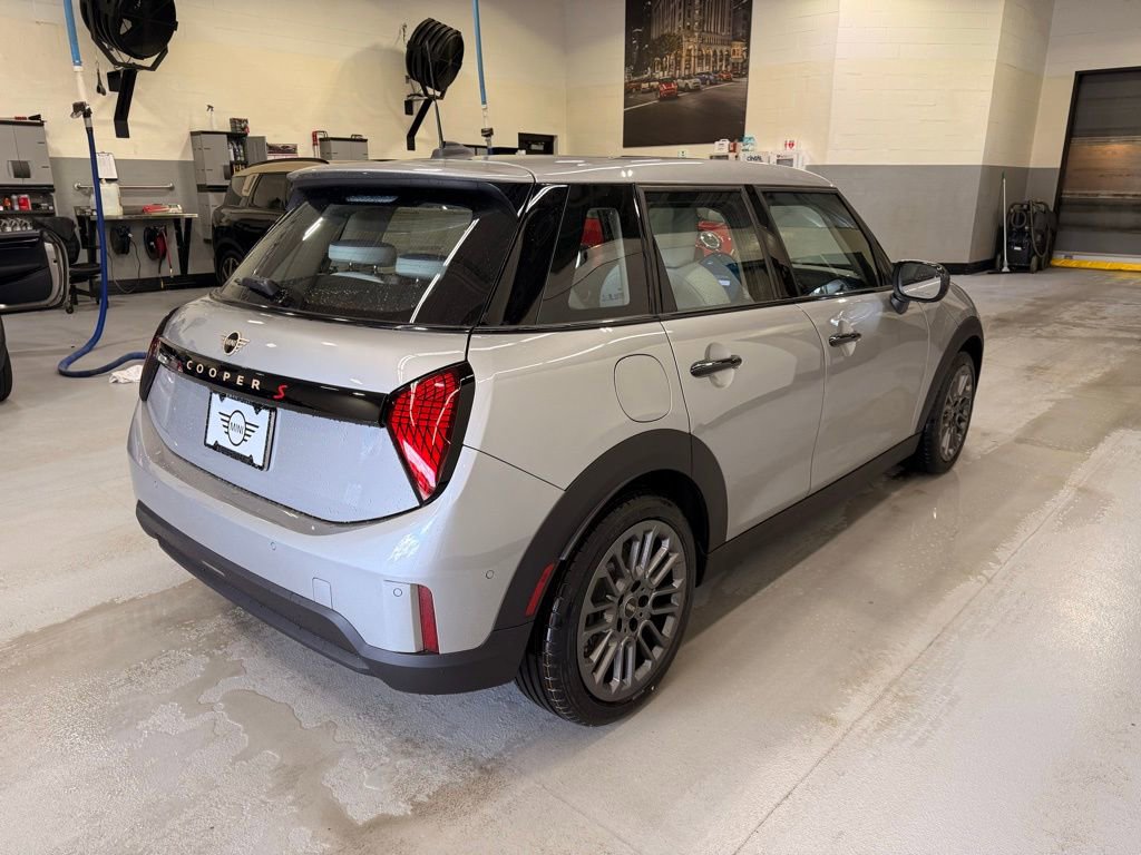 Used 2025 MINI Cooper S image 6