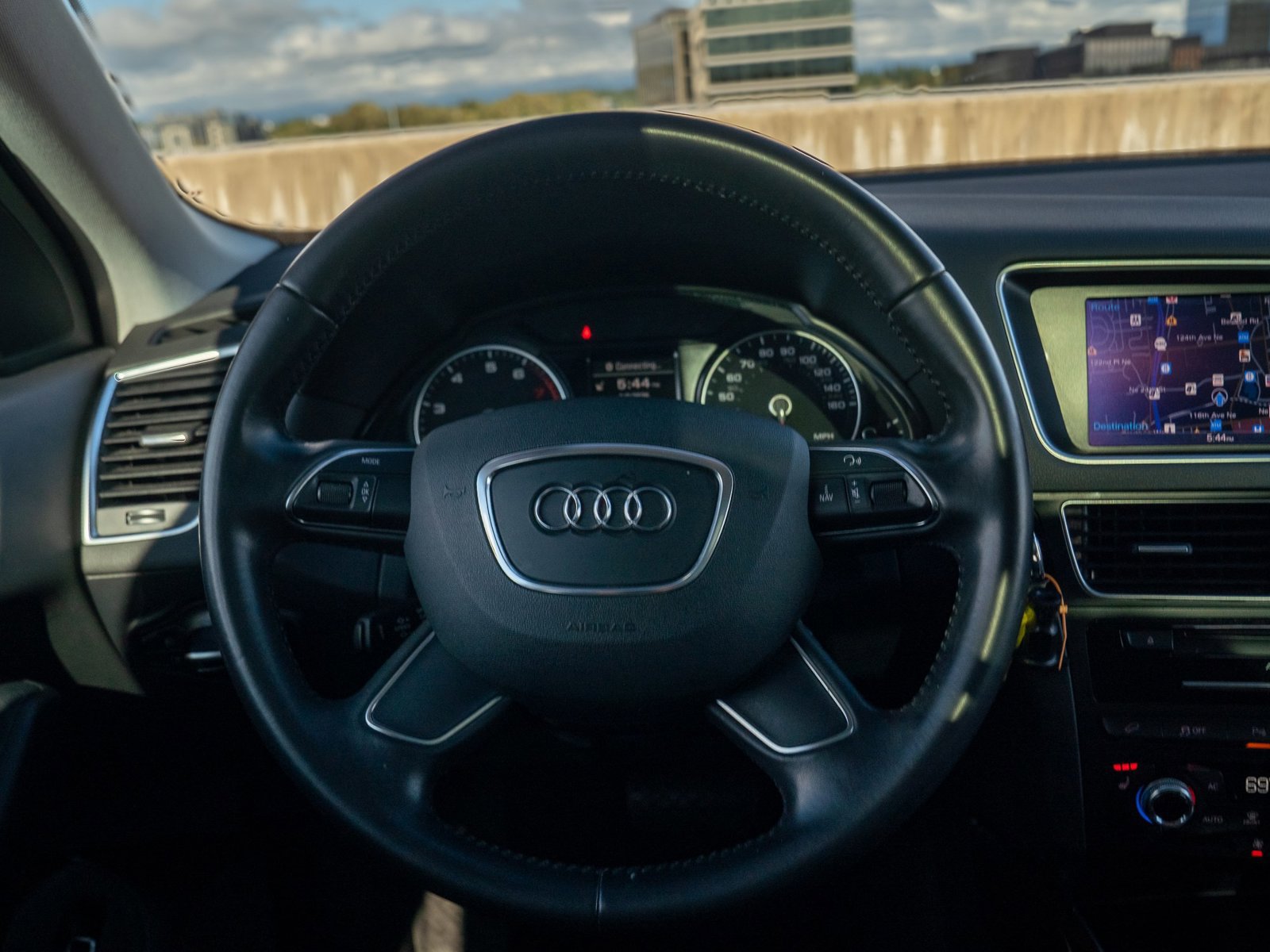 Used 2013 Audi Q5 2.0T Premium Plus AWD/4WD image 22