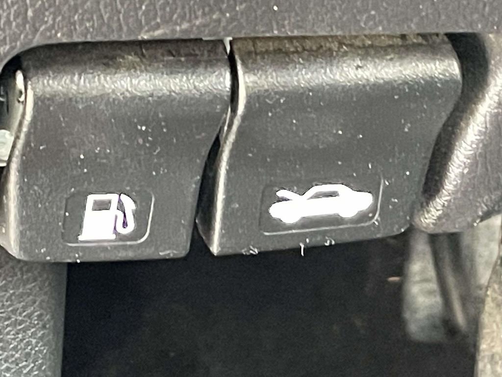 Used 2019 Nissan Rogue Sport SV image 17