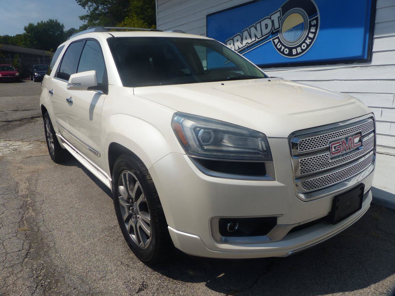 Used 2013 GMC Acadia Denali AWD/4WD image 4
