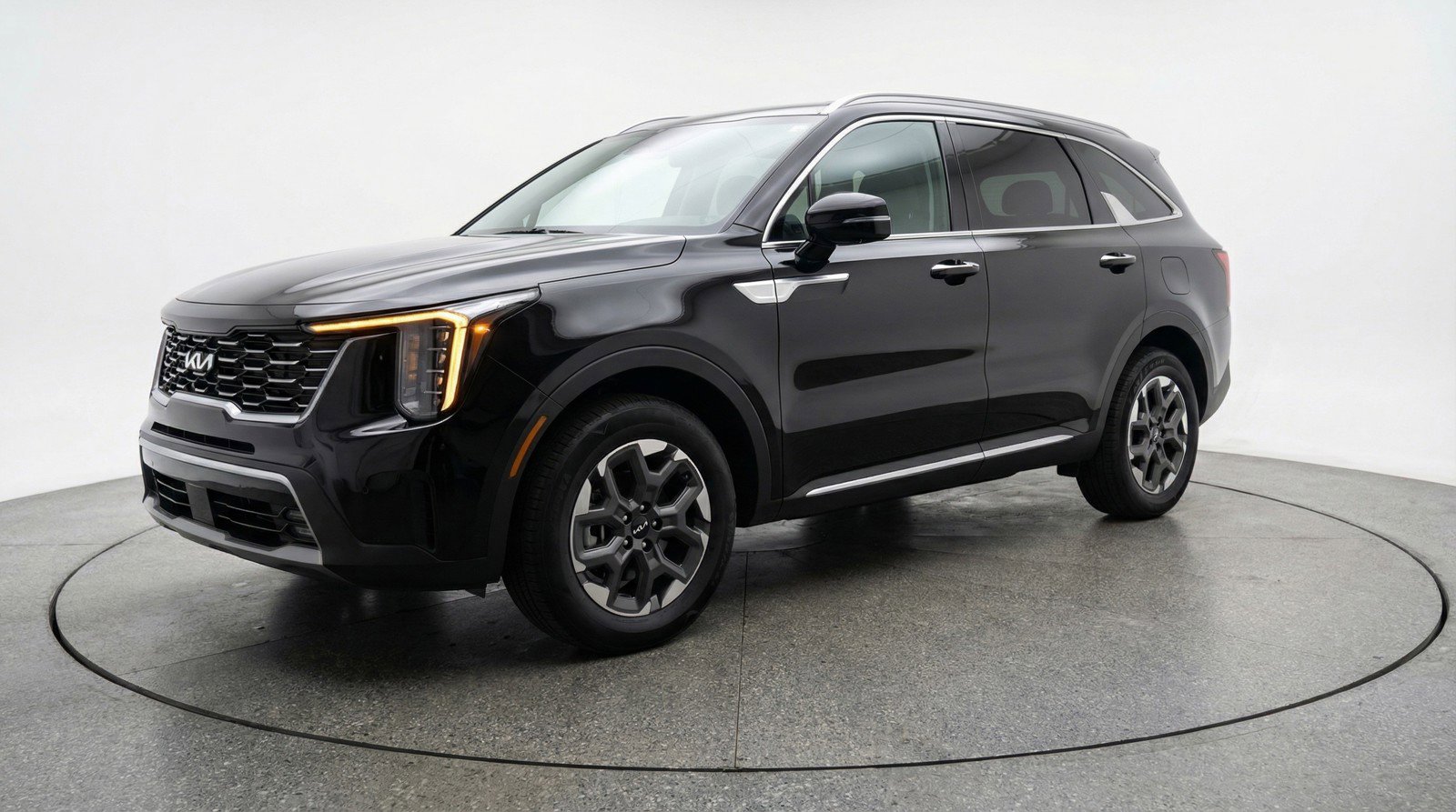 Used 2024 Kia Sorento S FWD image 3