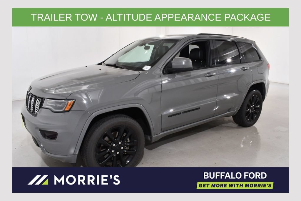 Used 2021 Jeep Grand Cherokee Laredo X AWD/4WD image 1