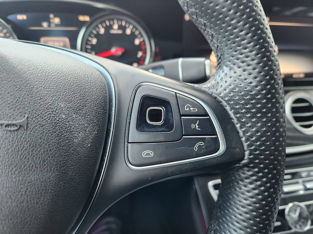 Used 2018 Mercedes-Benz E 300 image 30