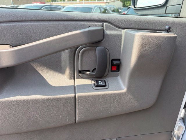Used 2025 Chevrolet Express 2500 w/ Driver Convenience Package RWD image 28