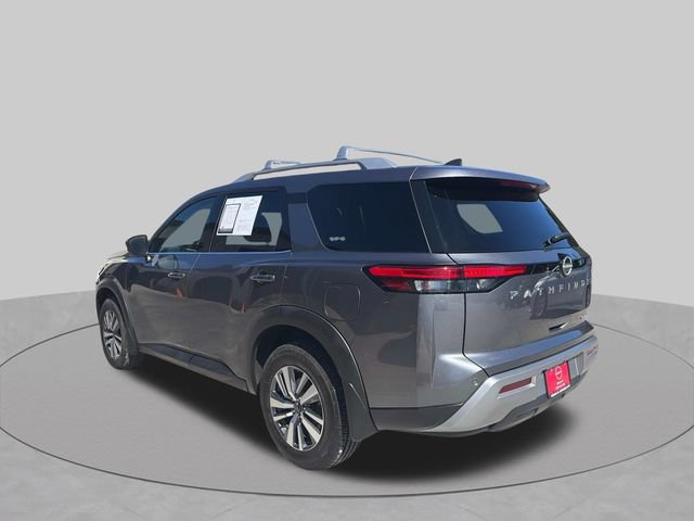 Used 2023 Nissan Pathfinder SL AWD/4WD image 10