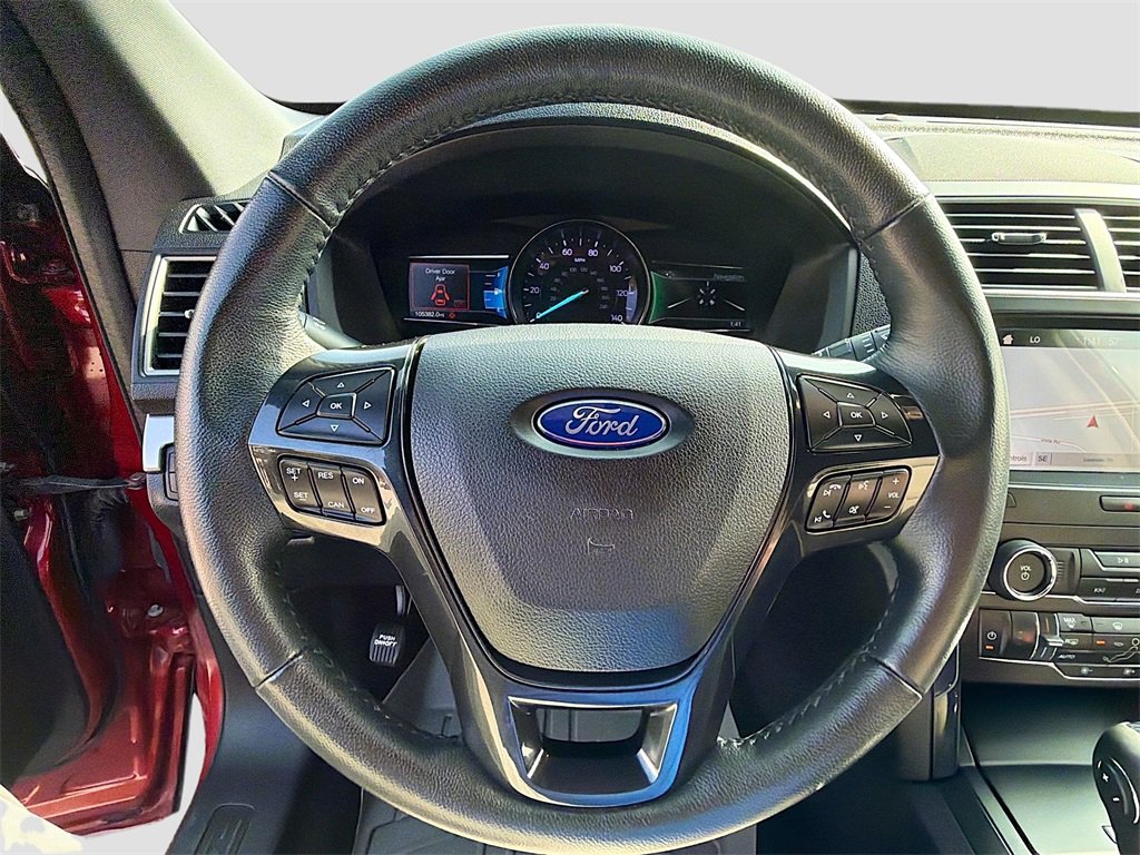 Used 2019 Ford Explorer XLT w/ Equipment Group 202A image 11