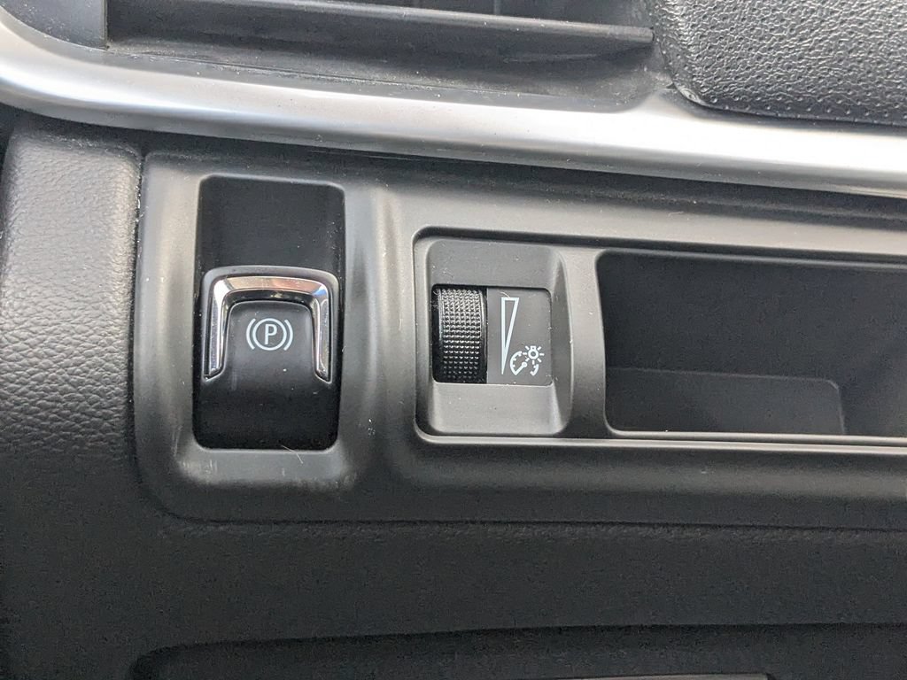 Used 2018 Cadillac XTS Luxury FWD image 13