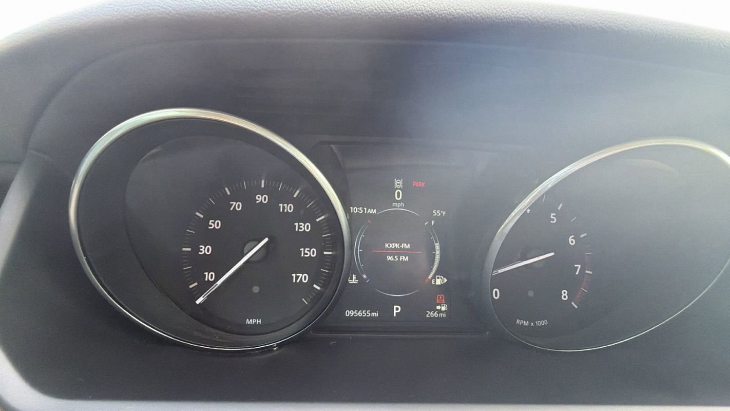 Used 2017 Land Rover Range Rover Sport Supercharged image 32