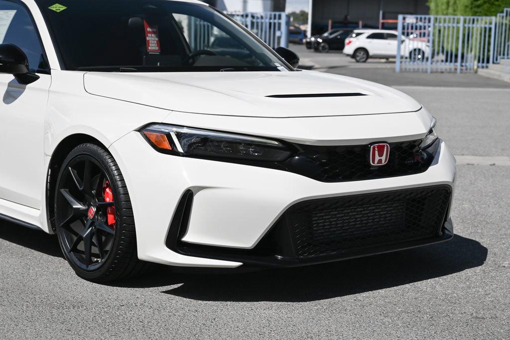 Used 2024 Honda Civic Type R image 9