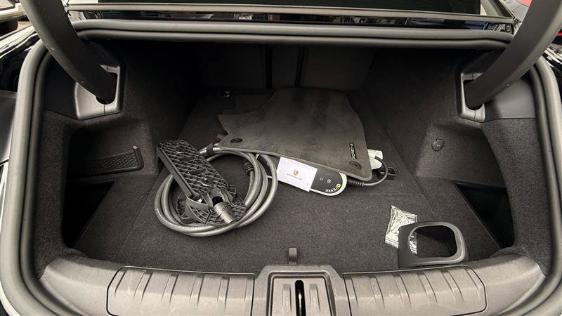 Used 2023 Porsche Taycan w/ Premium Package image 24