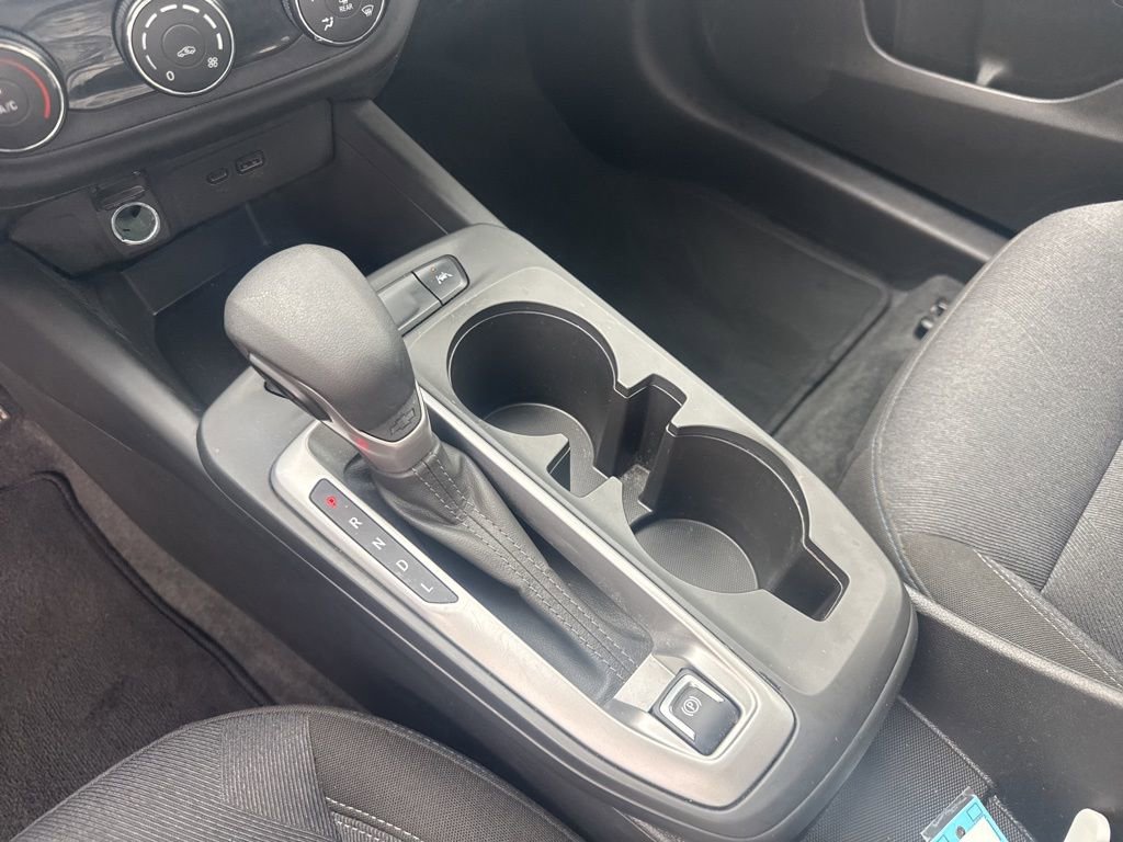 Used 2025 Chevrolet Trax LS image 36