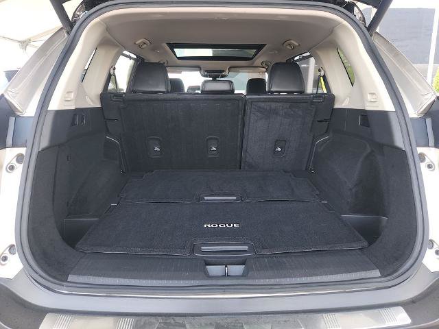 Certified 2021 Nissan Rogue Platinum FWD image 14