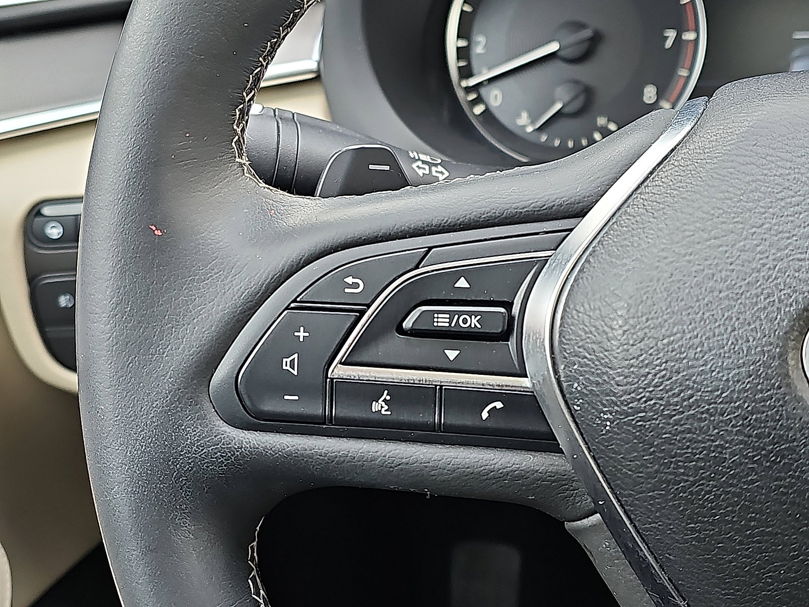 Used 2022 INFINITI QX50 Luxe w/ Cargo Package image 22