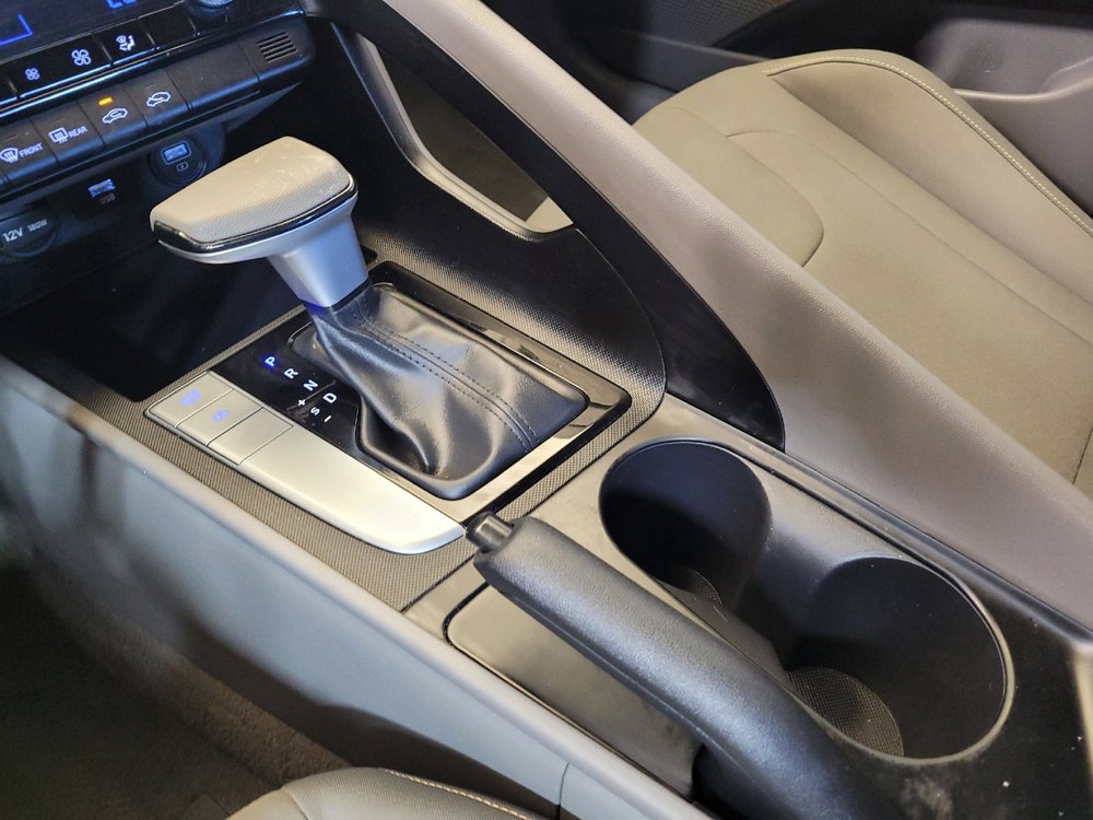 Used 2023 Hyundai Elantra SEL FWD image 26