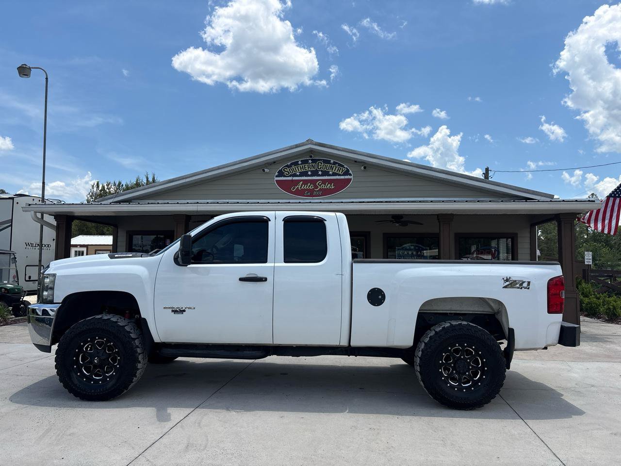 Used 2011 Chevrolet Silverado 2500 W/T AWD/4WD image 8