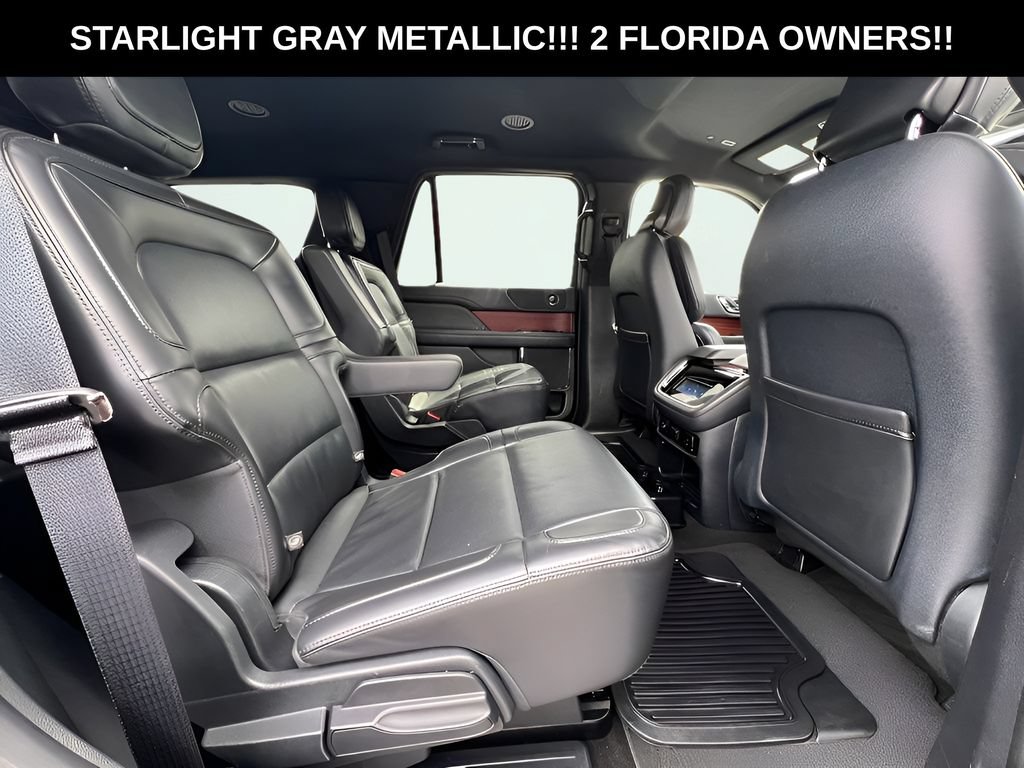 Used 2023 Lincoln Navigator 4WD image 32