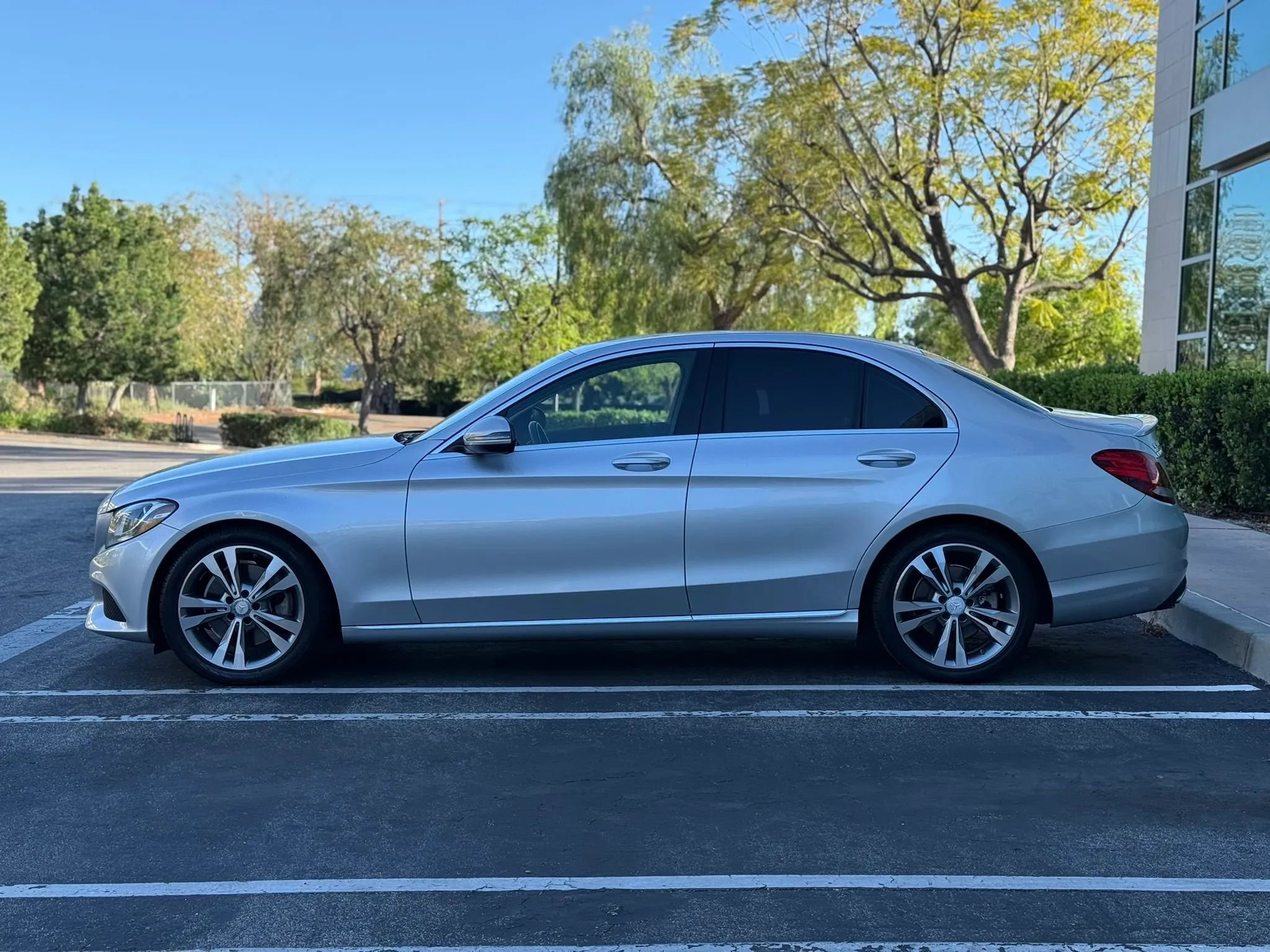 Used 2017 Mercedes-Benz C 300 Sedan image 2