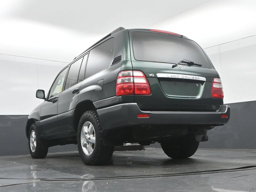 Used 2004 Toyota Land Cruiser AWD/4WD image 52