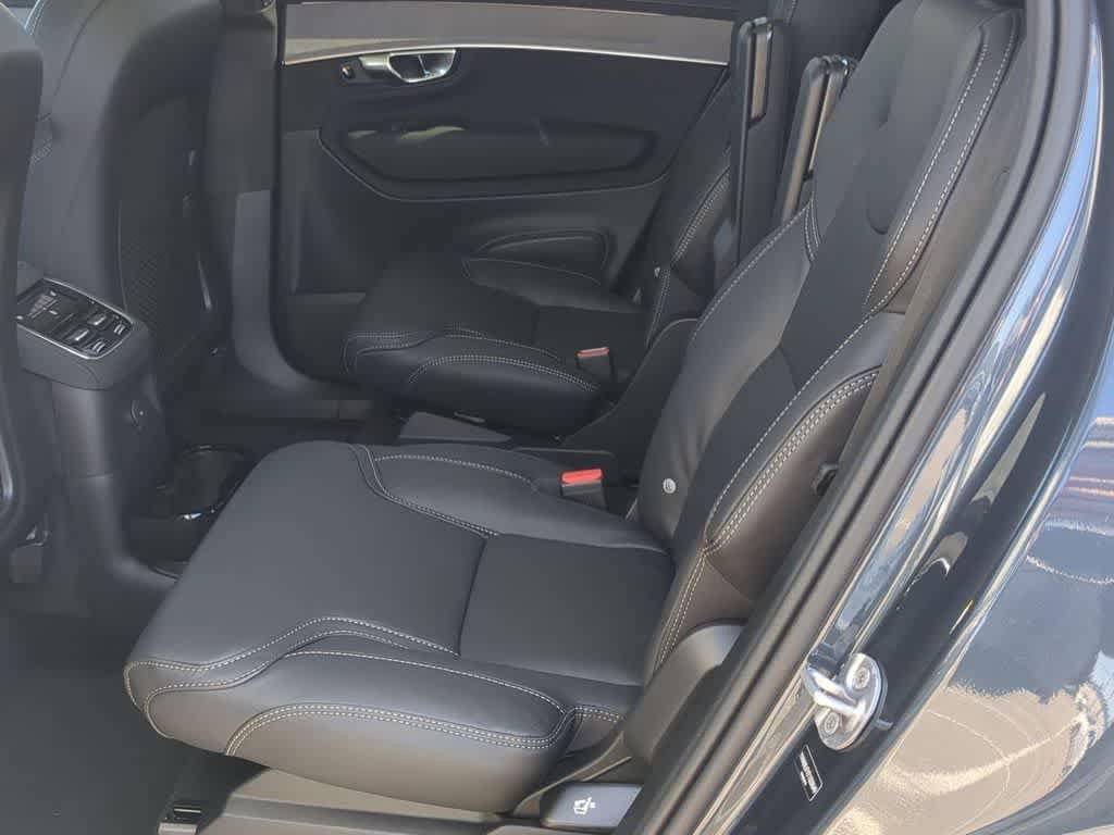 New 2026 Volvo XC90 T8 Ultra w/ Protection Package Premier AWD/4WD image 18