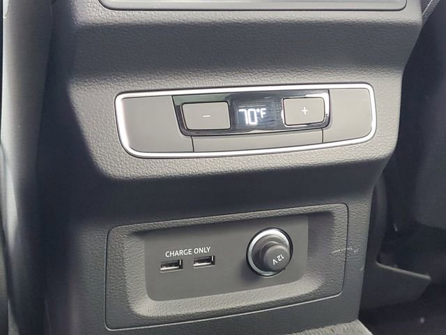 Used 2025 Audi Q5 e Premium Plus w/ Premium Plus Package image 39