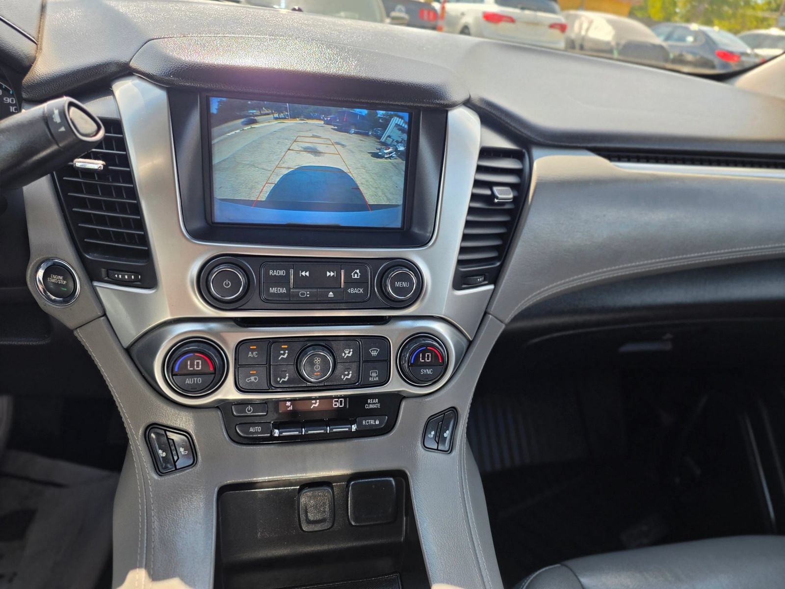 Used 2019 Chevrolet Tahoe LT w/ LT Signature Package RWD image 11