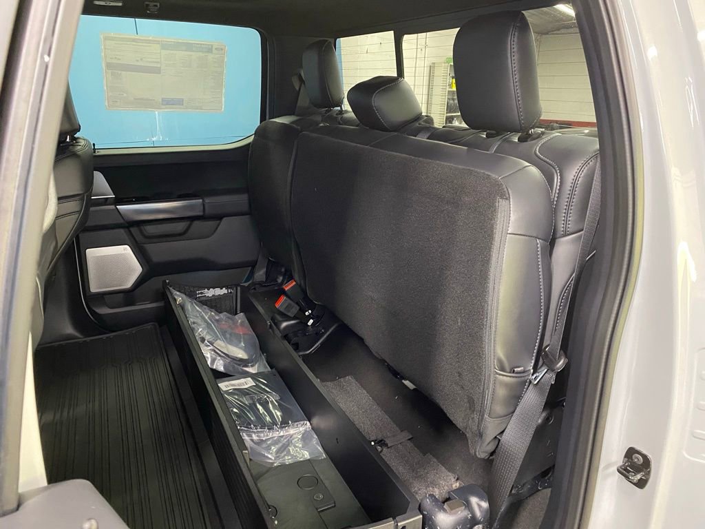 New 2026 Ford F250 Platinum image 40