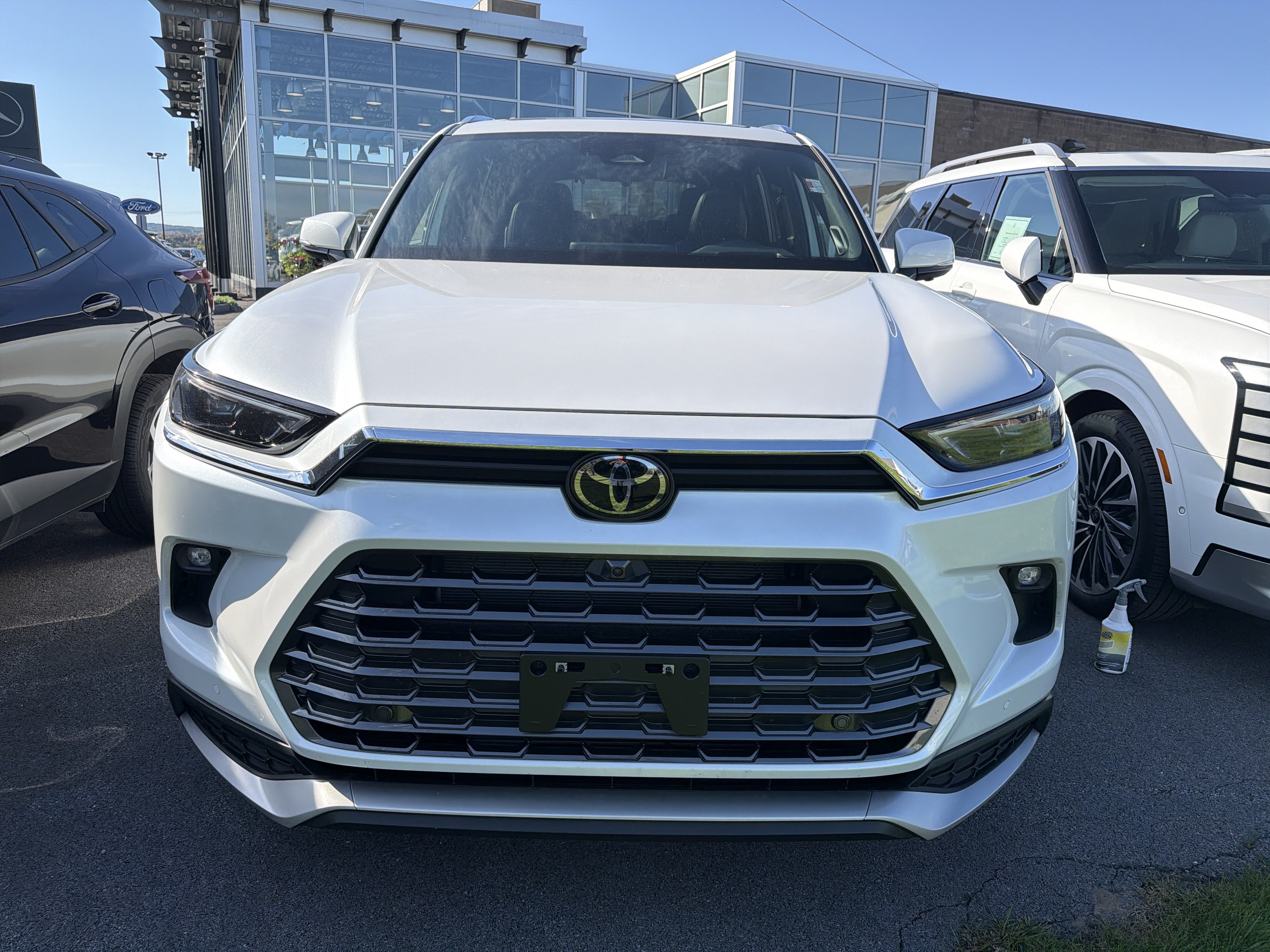 Used 2026 Toyota Grand Highlander AWD Hybrid image 3