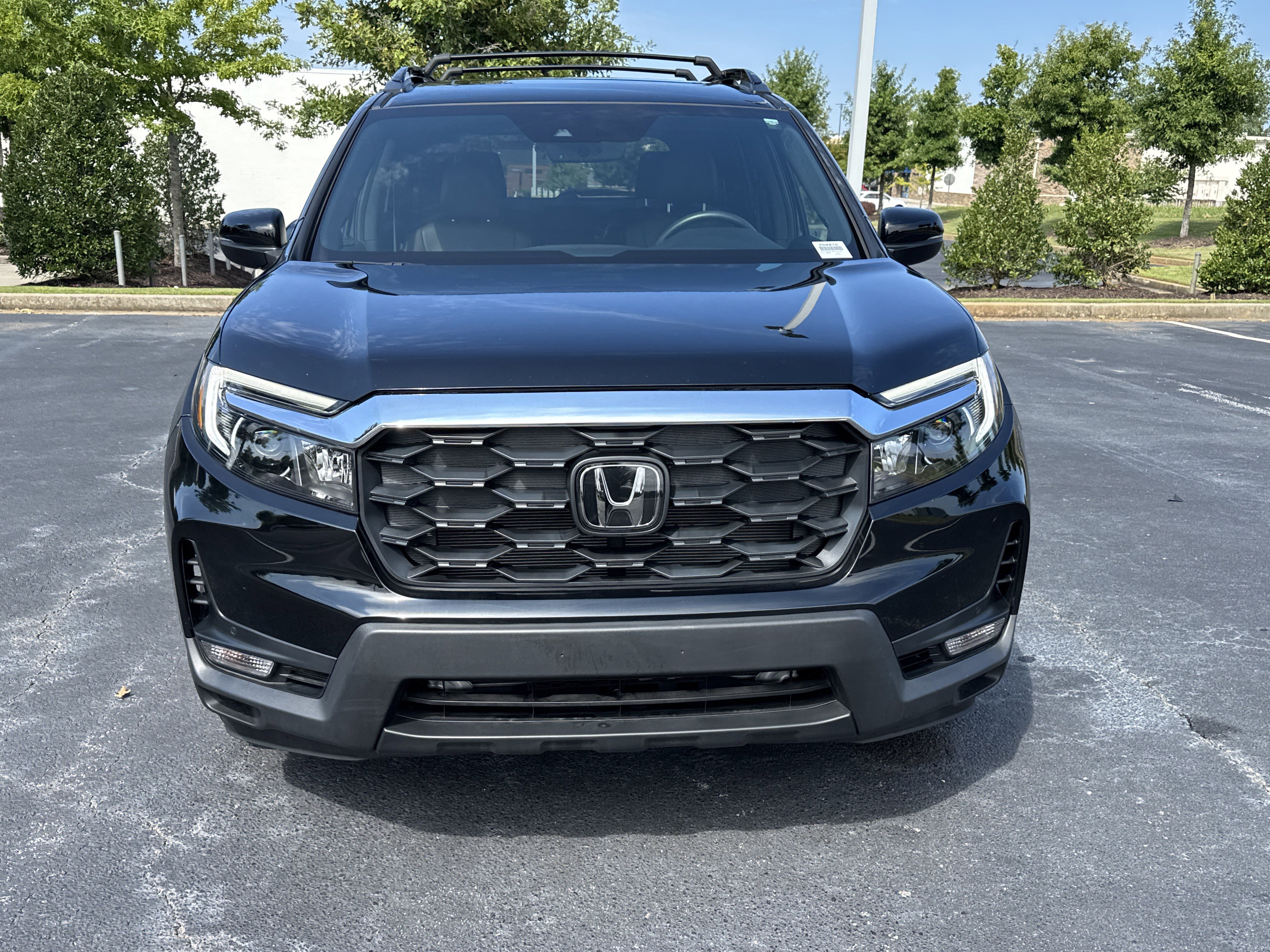 Used 2025 Honda Passport EX-L image 3