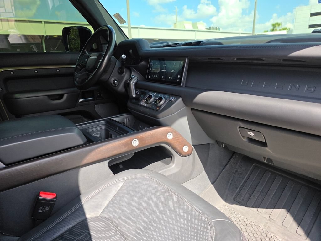 Used 2020 Land Rover Defender 110 X AWD/4WD image 13