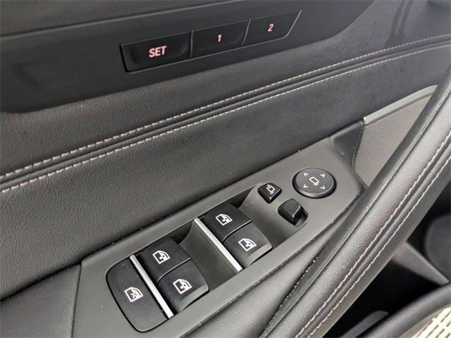 Used 2021 BMW 540i xDrive w/ Premium Package image 15
