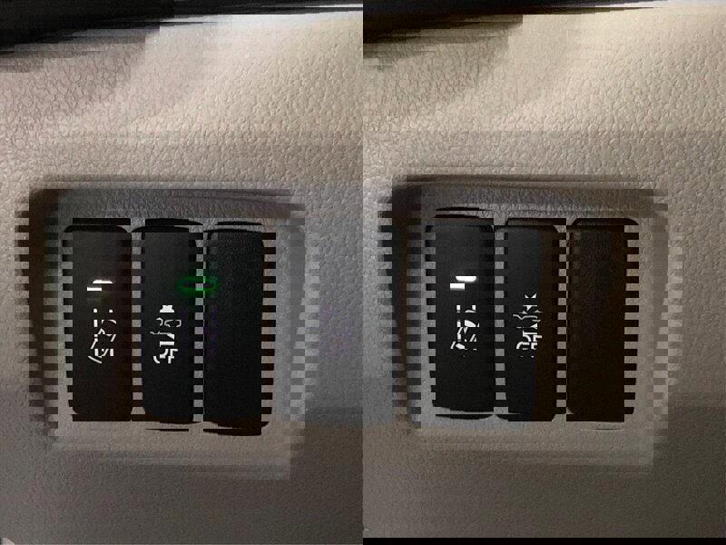 Used 2021 Acura ILX w/ Premium Package image 26