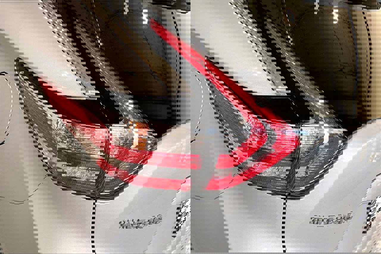 Used 2018 Nissan Murano SL w/ Moonroof Package image 29