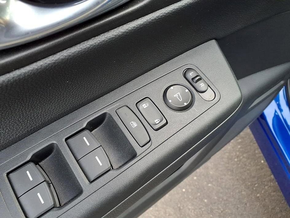 Used 2025 Honda CR-V Sport-L image 12