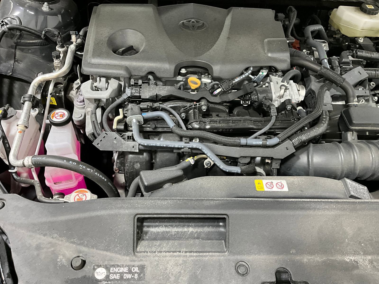 Used 2025 Toyota Camry SE FWD image 11