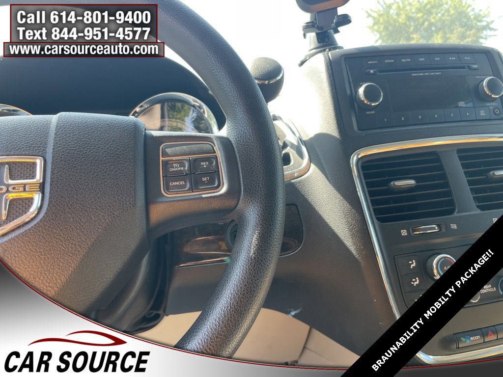 Used 2012 Dodge Grand Caravan SE image 25