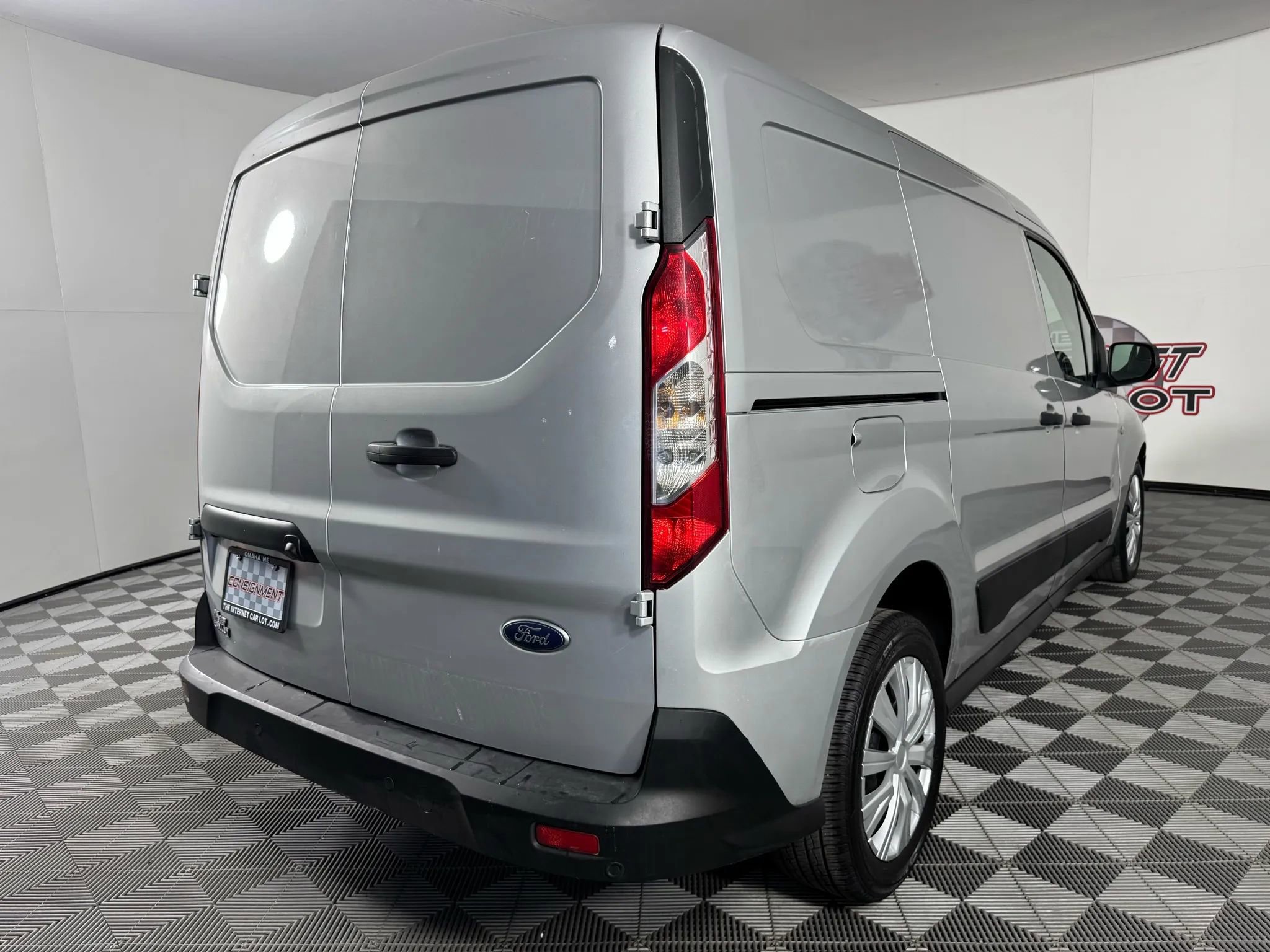 Used 2022 Ford Transit Connect XLT image 25