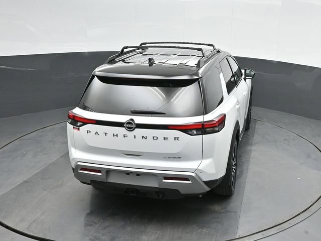 Used 2025 Nissan Pathfinder Platinum image 35