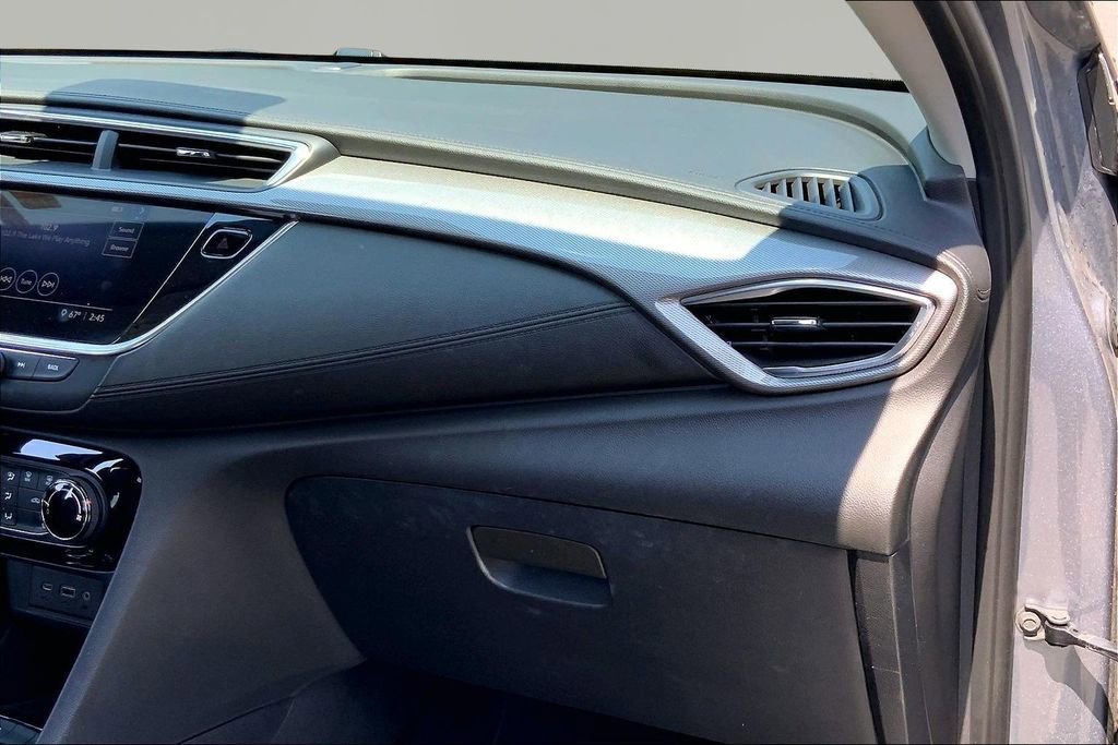 Used 2020 Buick Encore GX Preferred w/ Cold Weather Comfort Package AWD/4WD image 18