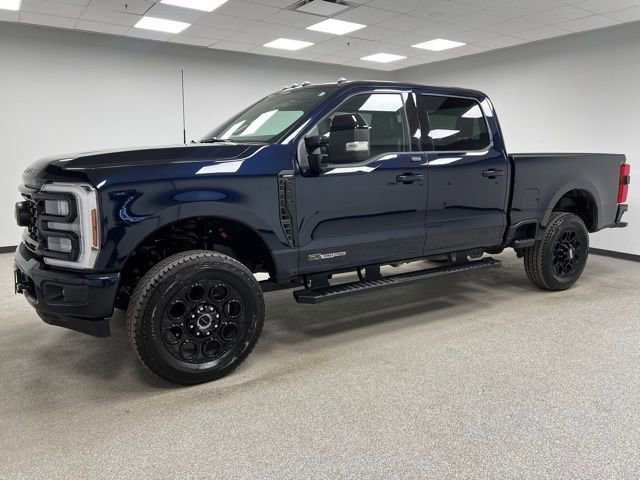 Used 2025 Ford F350 Lariat w/ Black Appearance Package AWD/4WD image 5