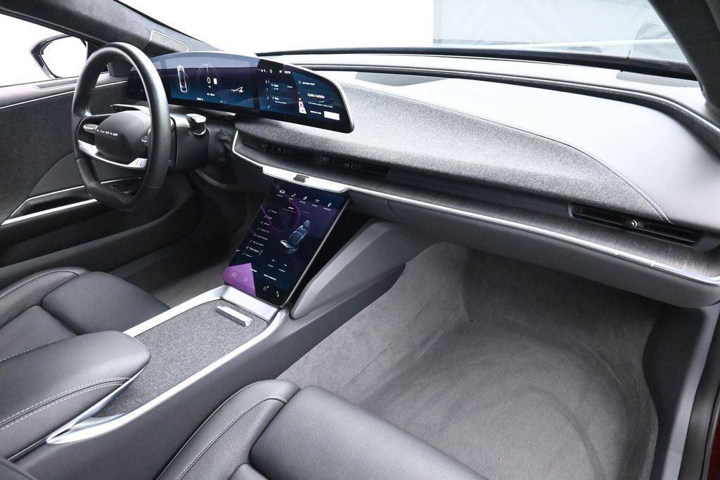 Used 2024 Lucid Air Touring AWD/4WD image 25