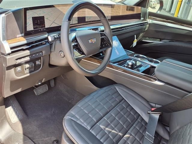 New 2026 Cadillac Escalade ESV Platinum Sport w/ LPO, ONYX Package AWD/4WD image 12