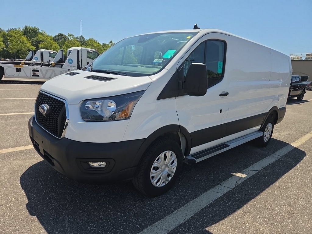 Used 2025 Ford Transit 250 Low Roof w/ Exterior Upgrade Package RWD image 2